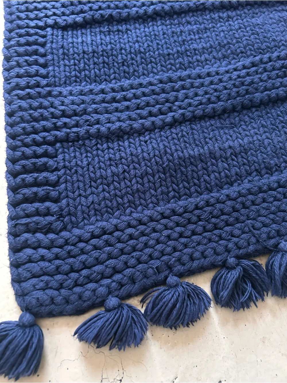 SERENA & LILY Healsburg Handknit Bath Tassel Accent Rug